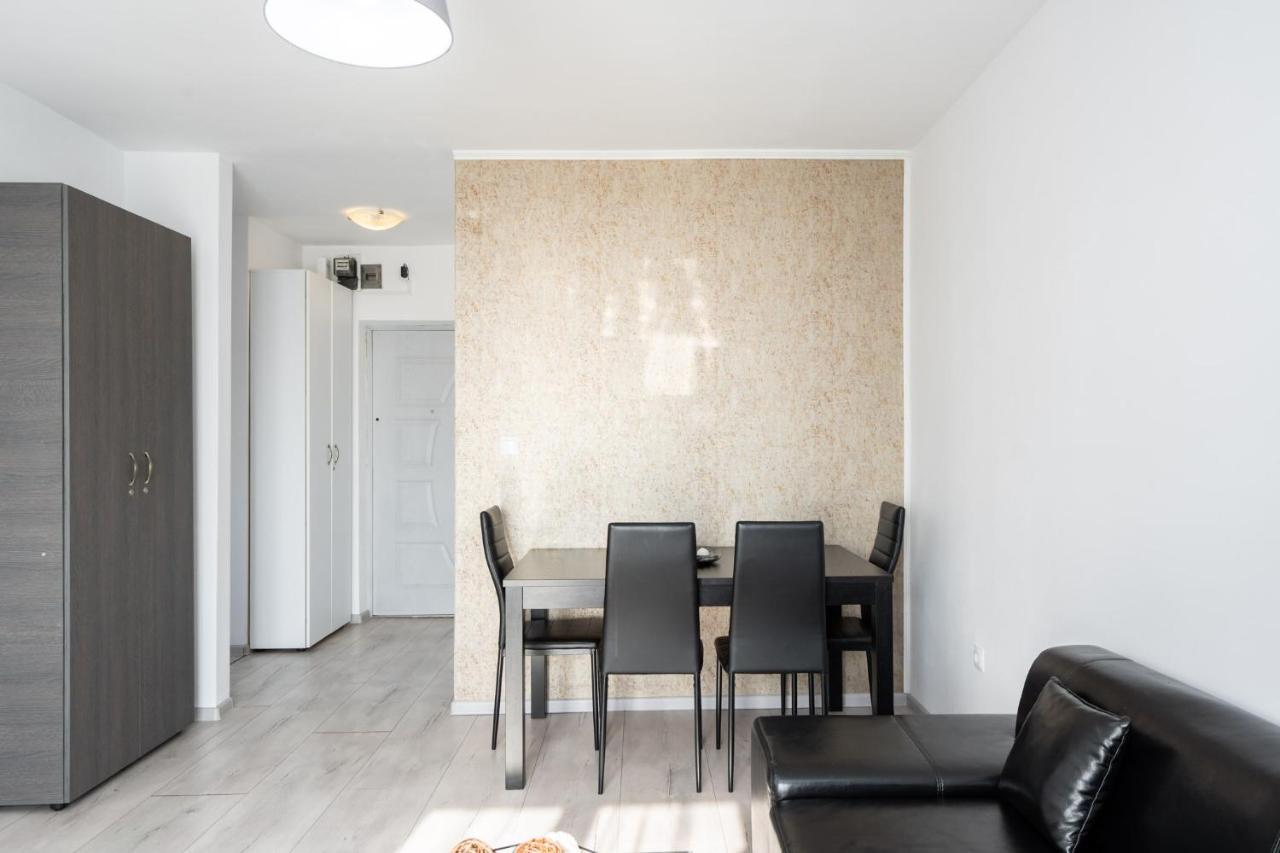 Central Apartment Tower Βουκουρέστι Εξωτερικό φωτογραφία